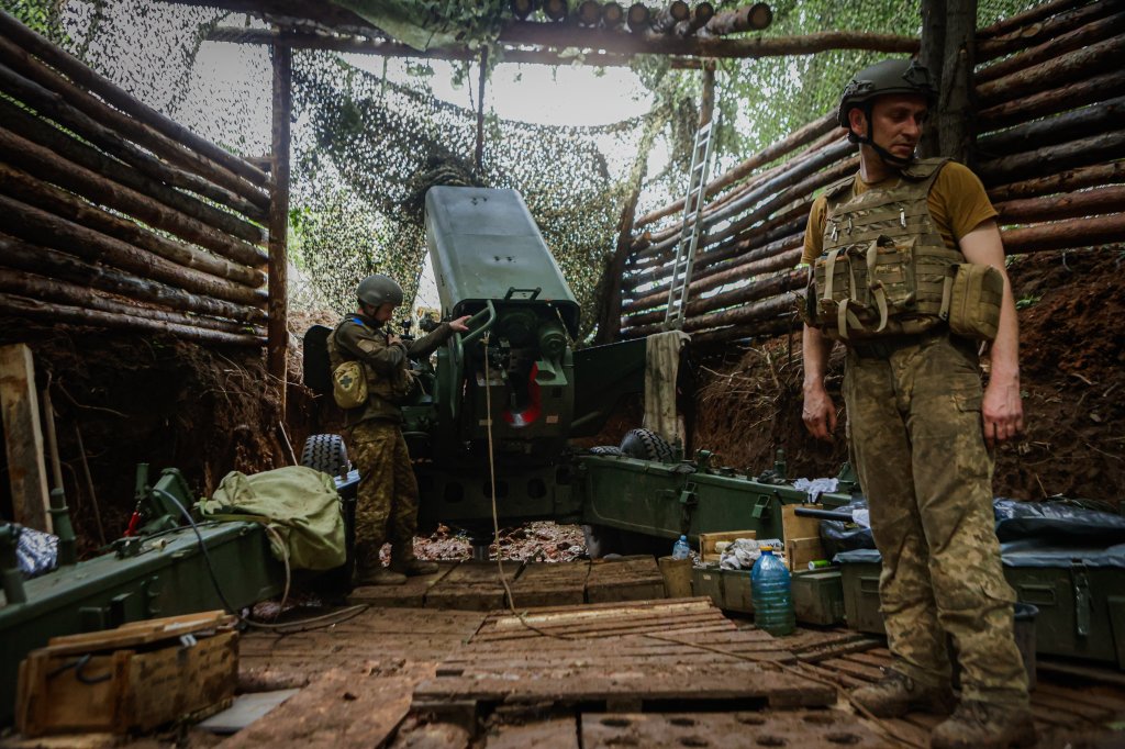 KHARKIV, UKRAINE - JULY 3: Artillerymen of the 13th operational brigade of the National Guard of Ukraine 'Khartiia' prepare the 'Bogdana-B' artillery installation 'to hit enemy positions' in the Lipetsk direction, Kharkiv region, Ukriane on July 3, 2025. (Photo by Sofiia Bobok/Anadolu via Getty Images)